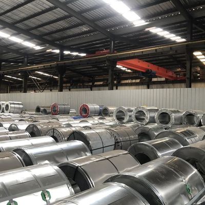 Custom Dx51d Dx52d Dx53d q235 Galvanisierte Stahlspule mit regelmäßigen Spangeln und leicht geölter oder nicht geölter Oberfläche