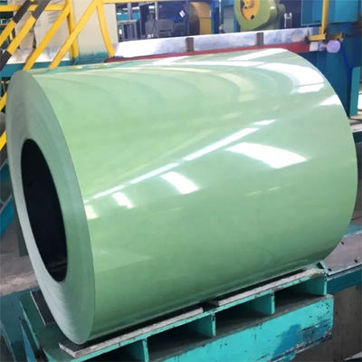 Die beliebtesten Farben PPGI Farbbeschichtete Stahlspule Z40 mit Stanzverarbeitung und 0,12-3 mm Dicke