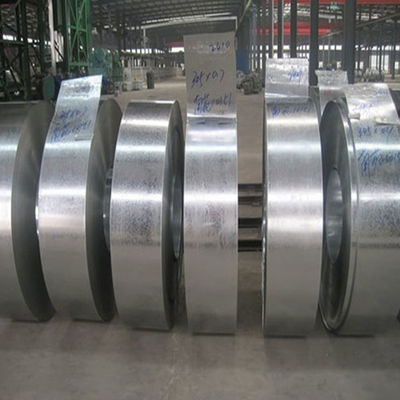 Galvanisierter Carbonstahlstreifen mit anpassbarer Breite 9,8-850 mm und Beschichtung Z41-Z60