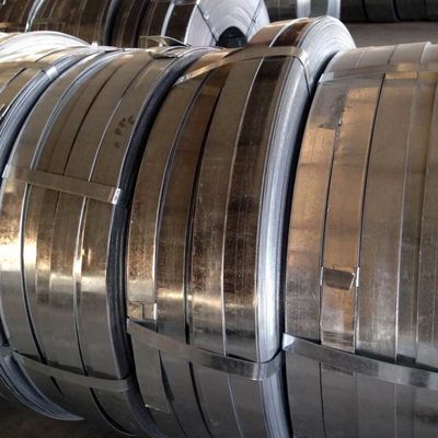 Galvanisierter Carbonstahlstreifen mit anpassbarer Breite 9,8-850 mm und Beschichtung Z41-Z60