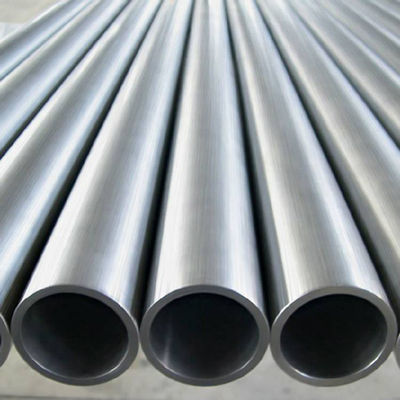 2024 Großes Inventar 200 300 400 500 600 Serie Edelstahlrohr 304L 2,5 Zoll für die Industrie nahtlose Konstruktion