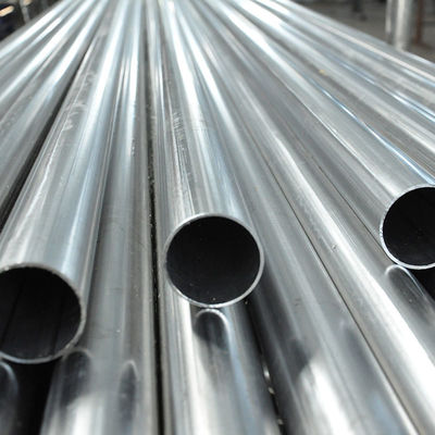 2024 Großes Inventar 200 300 400 500 600 Serie Edelstahlrohr 304L 2,5 Zoll für die Industrie nahtlose Konstruktion