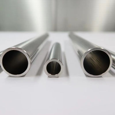 304 quadratische Rohre aus Edelstahl im OEM-Design mit nahtloser ERW-Schweißleitung Typ und JIS AISI ASTM GB DIN EN bs Standard