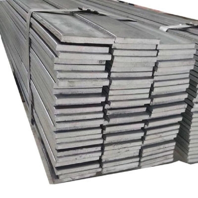 Flachstahl mit einer Länge von 5 bis 15 m und Warmwalztechnik