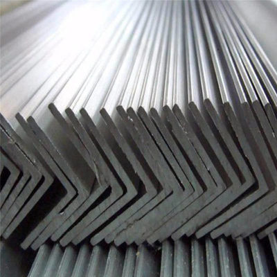 Direkt verkaufen von galvanisiertem Flachwinkel aus Stahl mit ±1% Toleranz und SS400-SS540-Klasse
